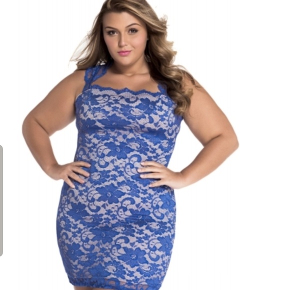 Blue lace bodycon with nude slip - Picture 3 of 6